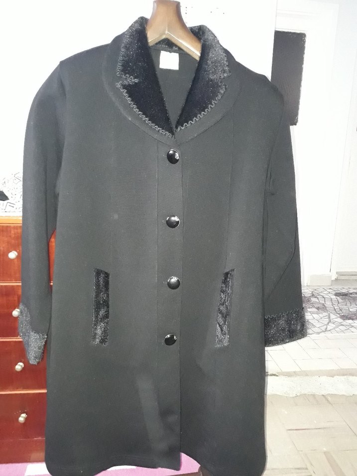 Düğmeli Siyah Uzun Kadın Kaban - Görsel 2