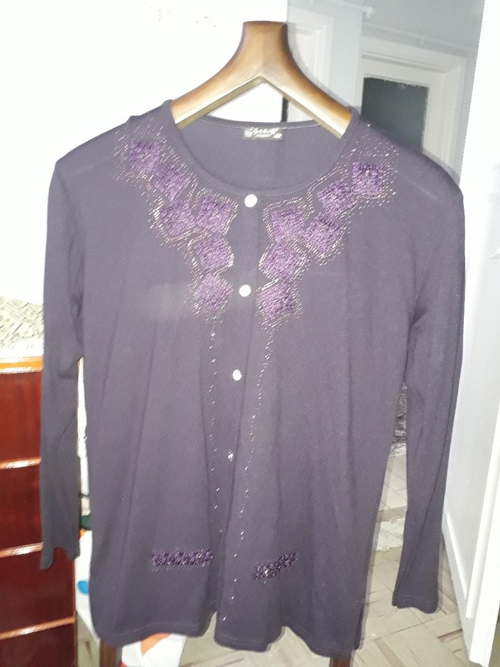 Mor İşlemeli Uzun Kollu Triko Bluz - Görsel 3