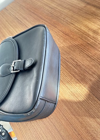 Siyah Deri Tokalı Kadın Çapraz Çanta - Görsel 3