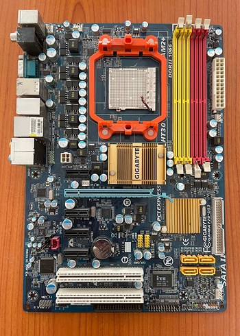 Gigabyte Anakart