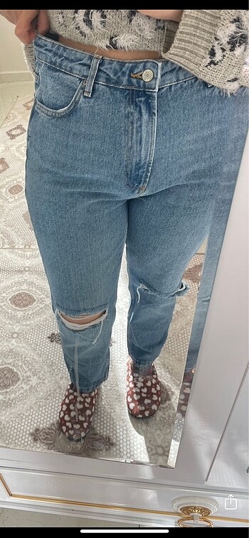 Trendyol & Milla Yırtık detay jean / kot