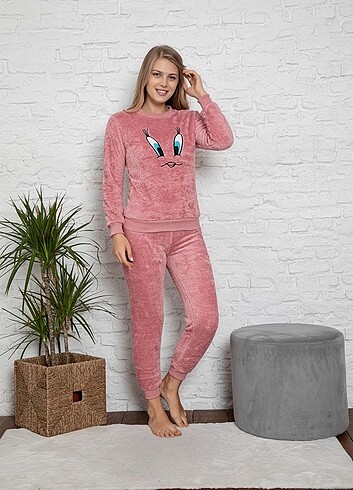 Diğer Kadın peluş pijama takımı