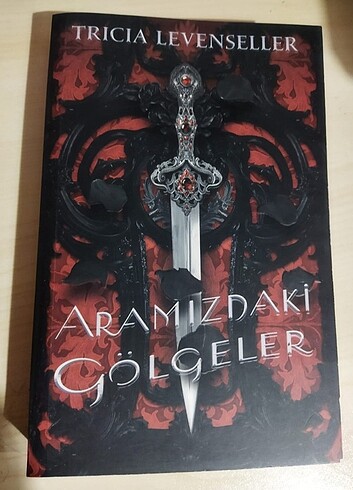 aramızdaki gölgeler 