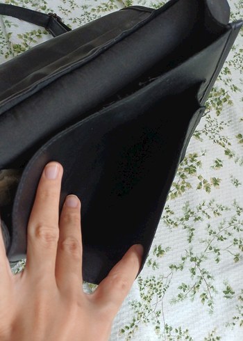 Siyah Deri Tokalı Kadın Sırt Çantası - Görsel 5