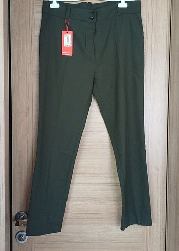 Kadın Yeşil Kumaş Pantolon