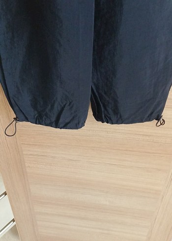 Diğer Kadın Siyah Kemerli Paraşüt Kargo Pantolon