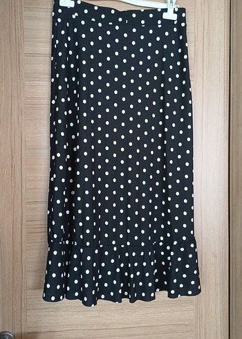 Puantiye Desenli Uzun Piliseli Etek - Görsel 5