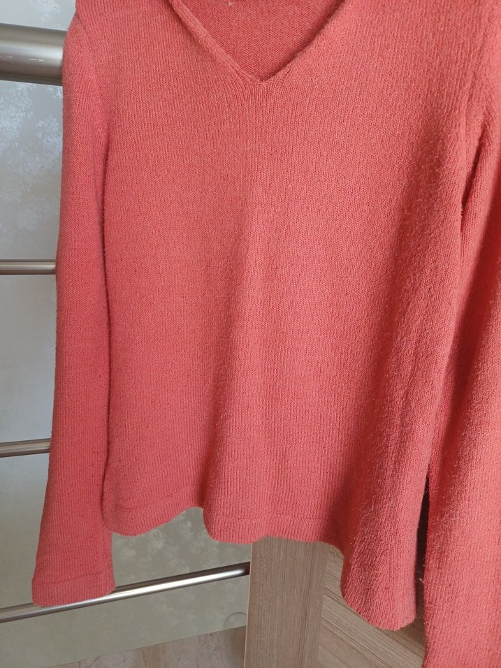 Kırmızı V Yaka Uzun Kollu Örgü Kadın Kazak - Görsel 3