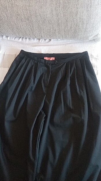 Quzu Siyah kumaş pantalon M beden Quzu