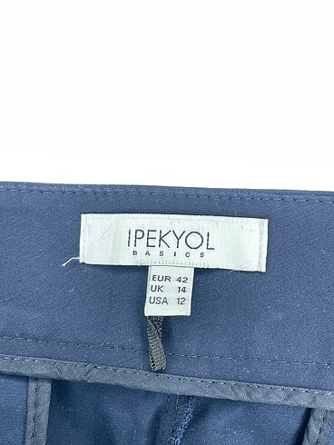 42 Beden lacivert Renk ipekyol Düz Kesim %70 İndirimli.