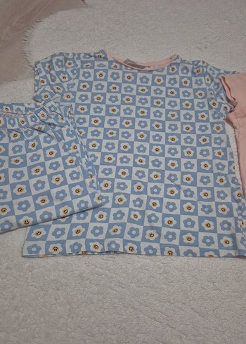 Penti Kız Çocuk Pembe Çiçek Desenli Kısa Kollu Pijama