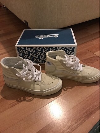 Vans mid