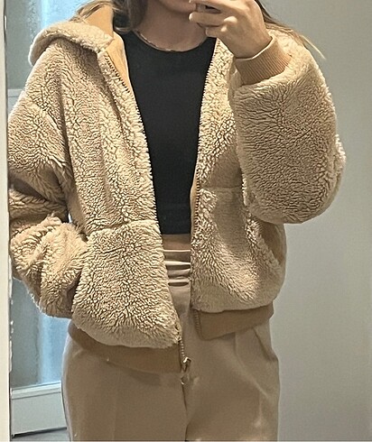 Bershka mont