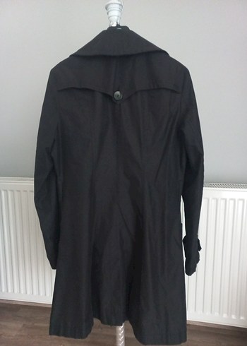 Düğmeli Siyah Midi Kadın Trençkot - Görsel 4