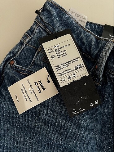26 Beden mavi Renk Mavi jean