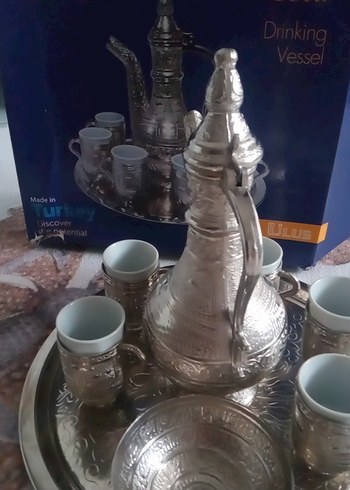 Beden Çay kahve takımı bakır hediye gelmişti 8 parça kutusunda