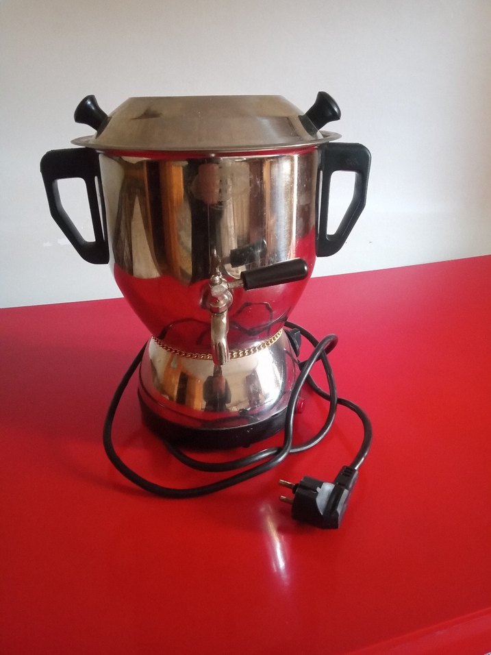 Kırmızı Elektrikli Çelik semaver ciddi alıcıya indirim var - Görsel 2