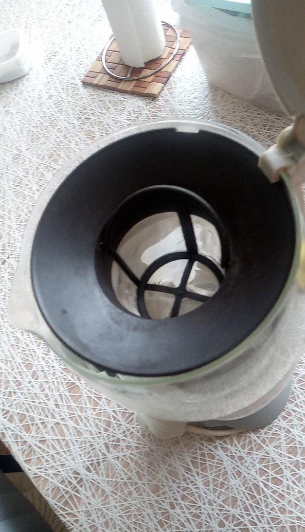 Gri-Beyaz Çay Makinesi hiç bir kusuru yoktur ihtiyaç fazlası - Görsel 4