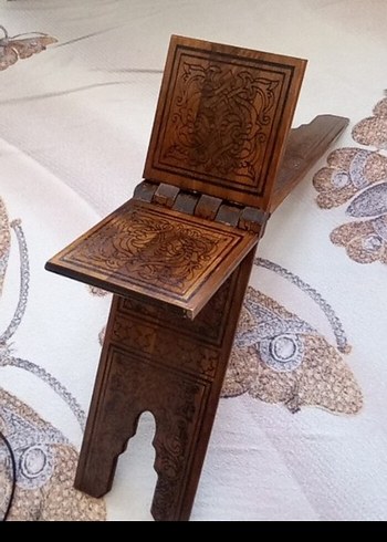 Oyma Desenli Ahşap Kitap Standı60 santimetre - Görsel 4