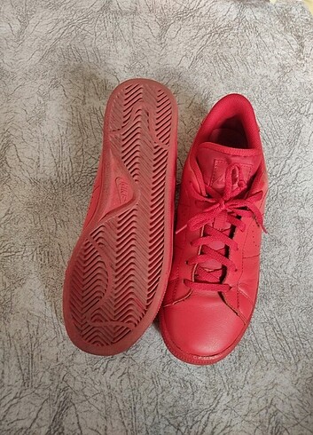 38,5 Beden kırmızı Renk Nike Spor ayakkabı 