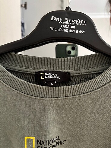 National Geographic Crop sweatshirt