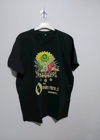 Siyah Baskılı Rock Punk Tişört