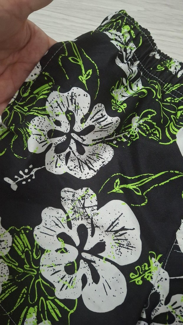 Yeşil Çiçek Desenli  Mayo Şortu,UNİSEX - Görsel 2