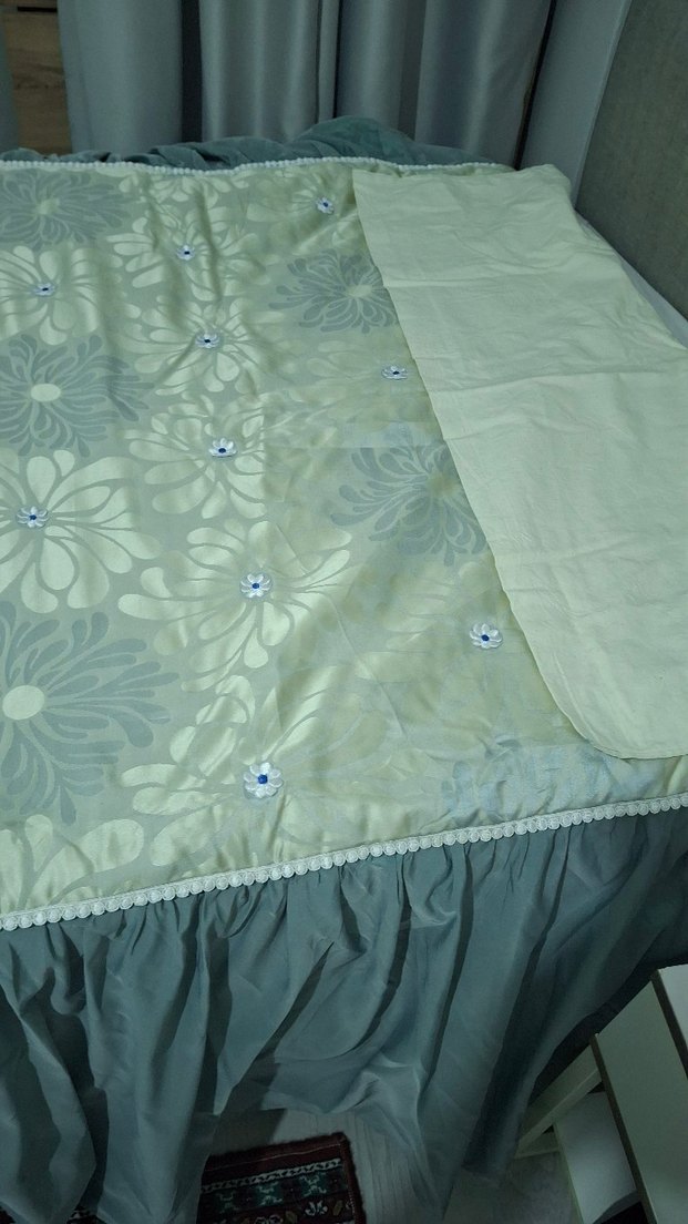 Nakışlı Yeşil-Gri Yatak Örtüsü - Görsel 2