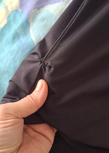 Siyah Baskılı Salaş Tişörtü - Görsel 3