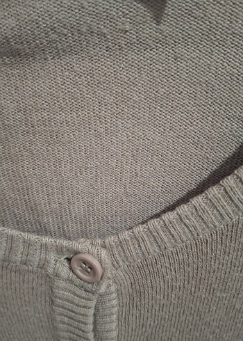 Bej Düğmeli Kadın Hırka M ,L uyumlu - Görsel 2