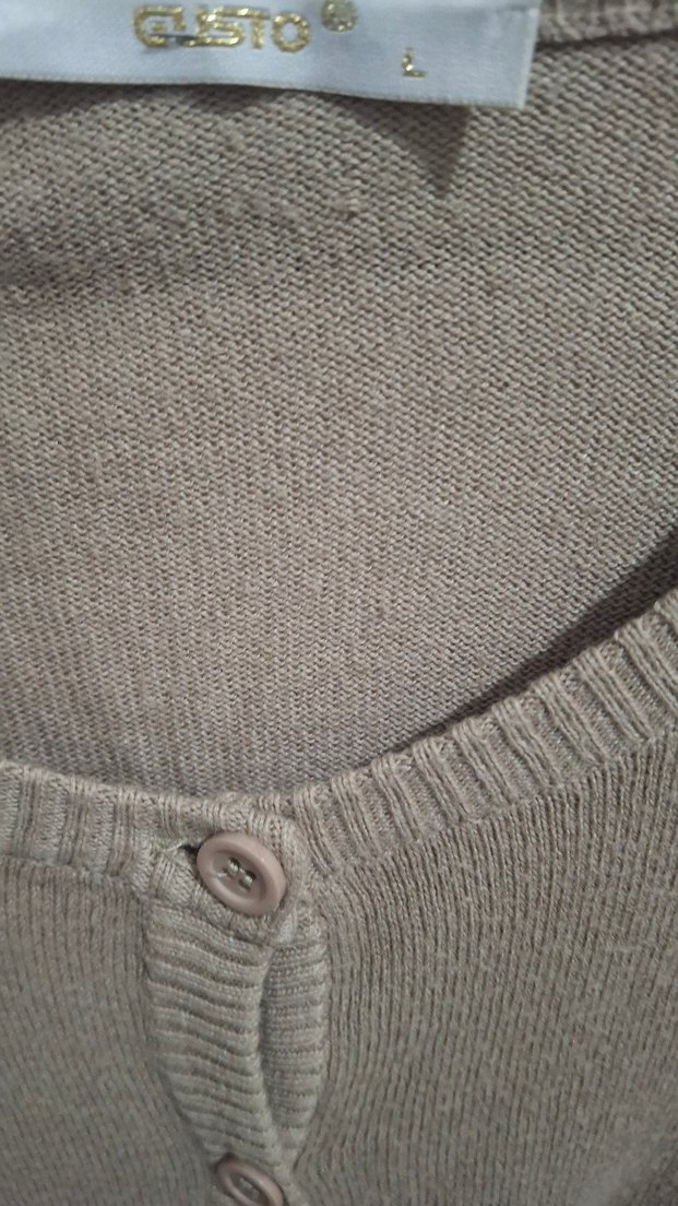 Bej Düğmeli Kadın Hırka M ,L uyumlu - Görsel 2