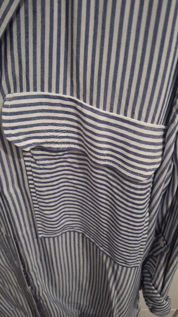 Düğmeli Gri Çizgili Kadın Gömlek - Görsel 4