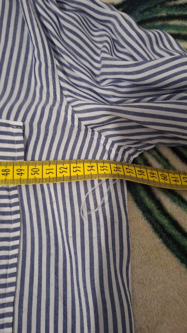 Düğmeli Gri Çizgili Kadın Gömlek - Görsel 2