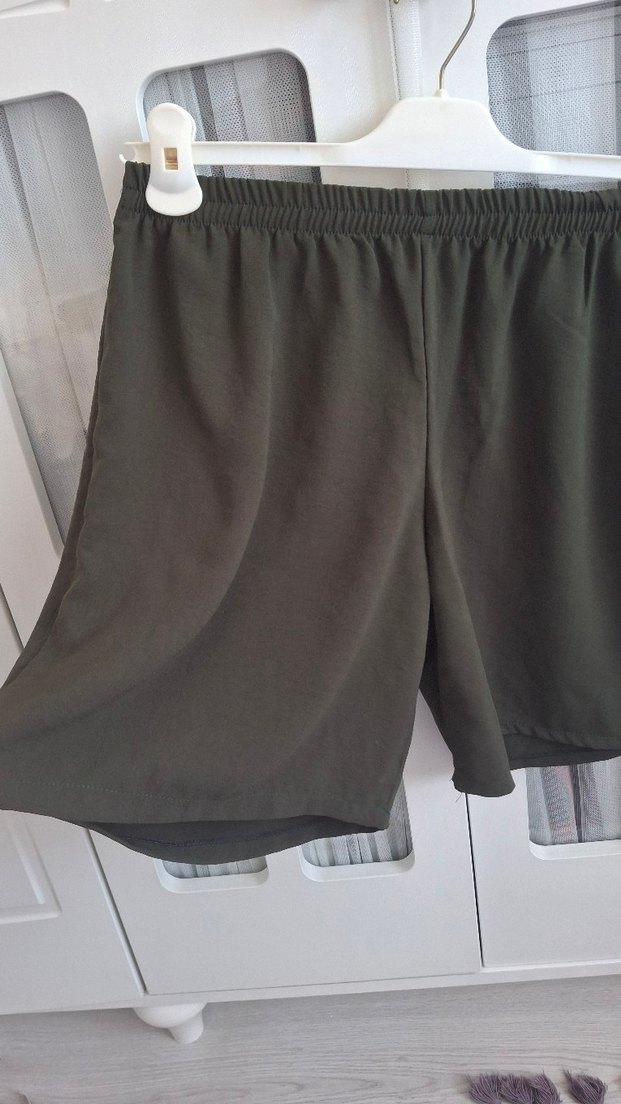 Rahat Kesim haki renk  Şortu etek - Görsel 2