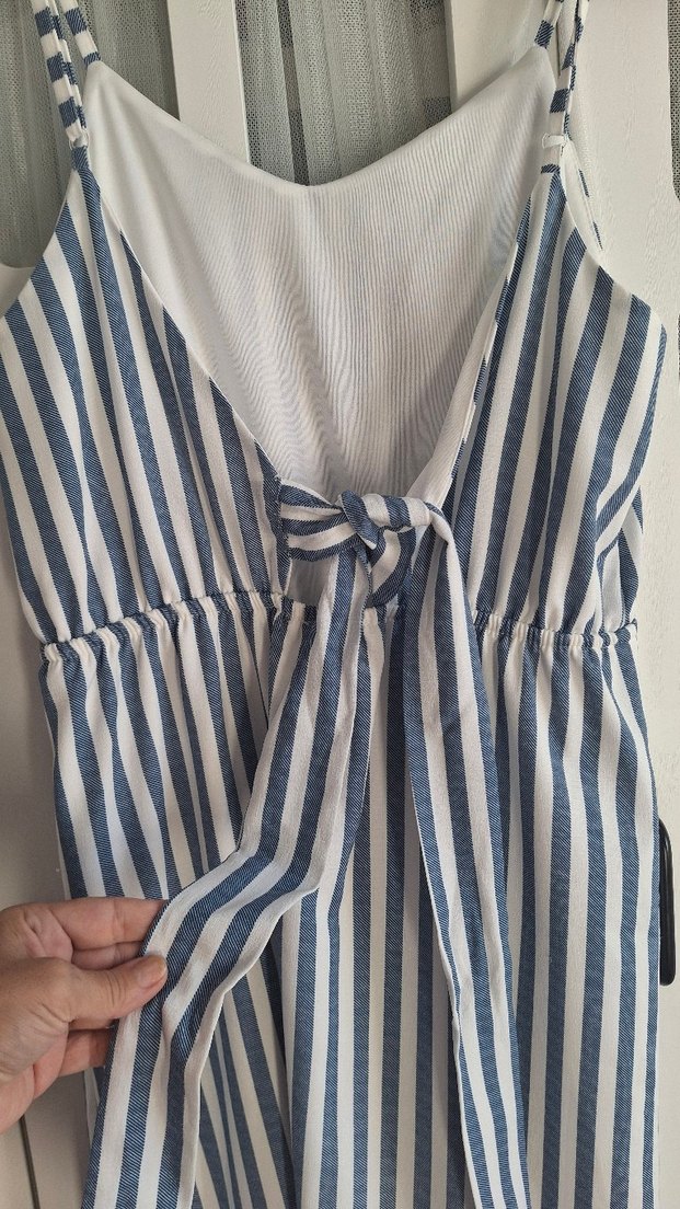 Çizgili Askılı çok şık Elbisesi - Görsel 2