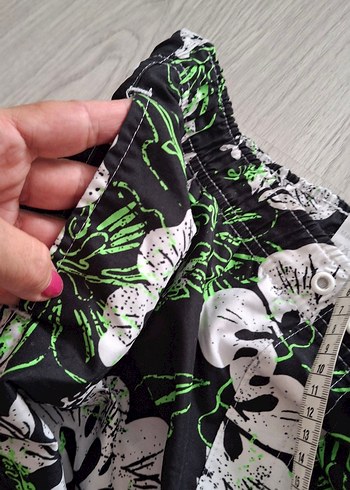 Düğmeli Yeşil Baskılı Erkek Mayo - Görsel 2