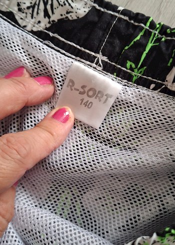 Düğmeli Yeşil Baskılı Erkek Mayo - Görsel 3