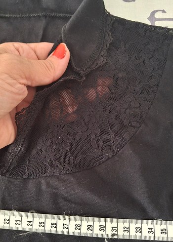 m Beden siyah Renk Dantel Detaylı Siyah V Yakalı Bluzu
