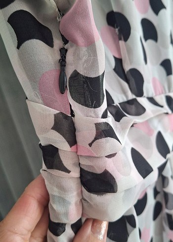 Puantiyeli Piliseli şifon Elbise - Görsel 5