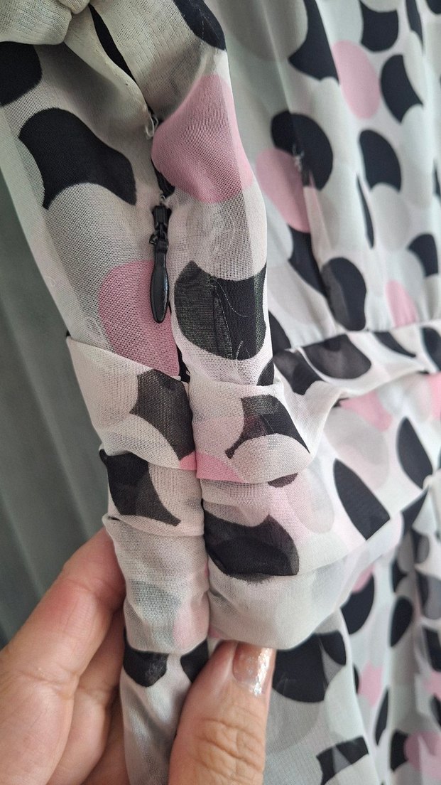 Puantiyeli Piliseli  şifon Elbise - Görsel 5