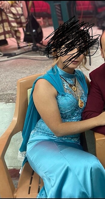 Kiralık elbise
