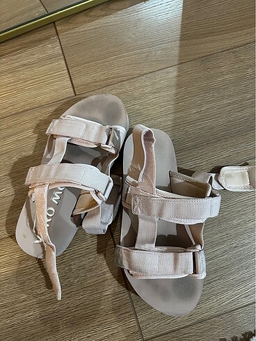 Diğer Vero moda pembe sandalet