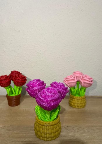 El Örgüsü Renkli Gül Aranjmanı - Görsel 3