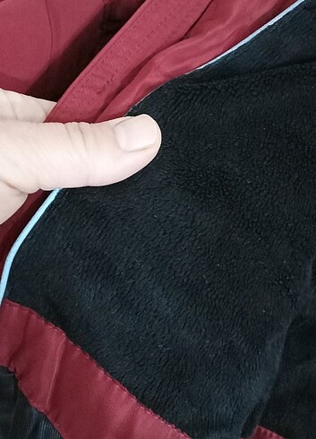 11-12 Yaş Beden bordo Renk Sıfır gibi ürün kalın içi yumuşacık kadife gibi
