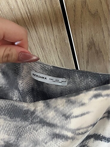 s Beden BERSHKA ELBISE