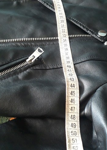 Kadın Siyah Kısa Deri Biker Çeket - Görsel 4