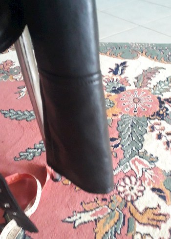 Kadın Siyah Kısa Deri Biker Çeket - Görsel 11