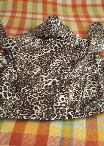 Kapüşonlu Leopar Desenli Kadın Ceket - Görsel 4