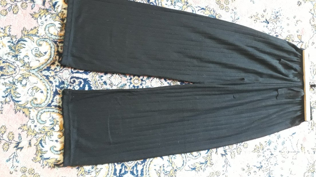 Siyah Pilili Rahat Kesim Keten Kadın Pantolon - Görsel 2