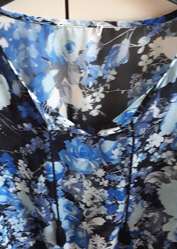 Mavi Bohem V Yaka Kadın Bluz - Görsel 4